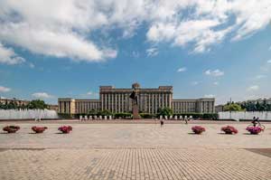 Московская площадь и Дом Советов