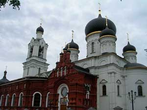 Тихвинский Храм, вид со стороны южного придела