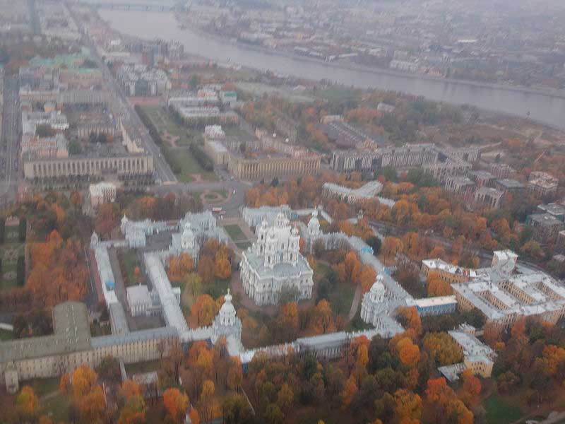 Ансамбль Смольного монастыря с борта вертолёта