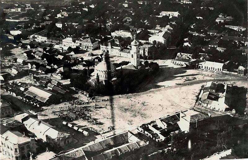 Соборная площадь, 1918 год. Аэрофотосъемка, немецкая оккупация Соборная площадь, 1918 год. Аэрофотосъемка, немецкая оккупация