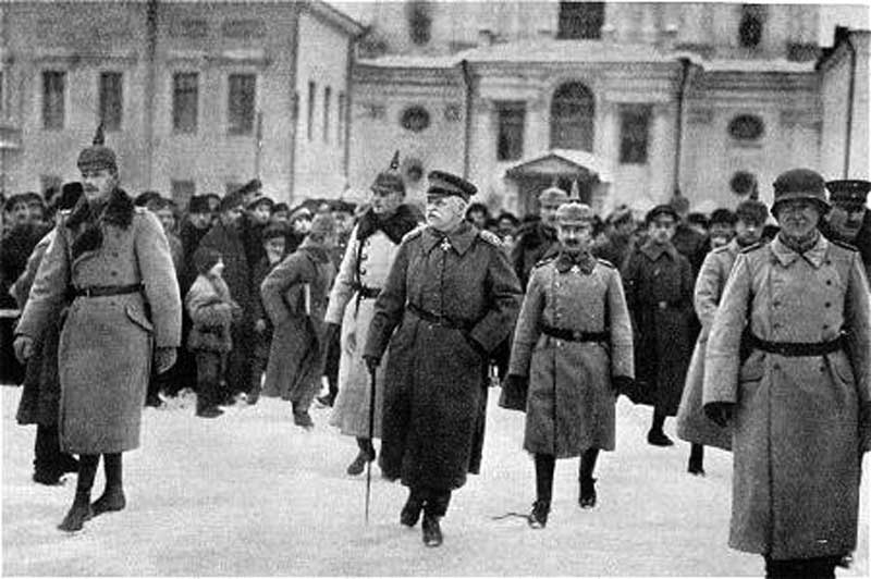 Генерал фон Эйхгорн в оккупированном Минске, февраль 1918 Генерал фон Эйхгорн в оккупированном Минске, февраль 1918