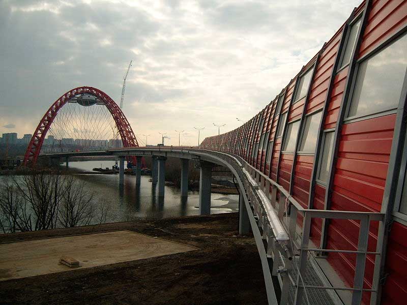 Живописный мост в марте 2008 года. Живописный мост в марте 2008 года.