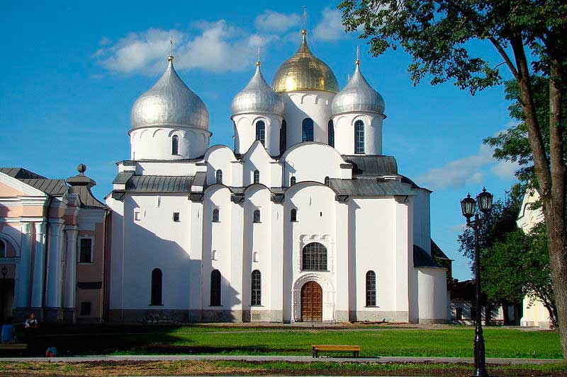 Софийский собор (1045—1050 гг.) Софийский собор (1045—1050 гг.)