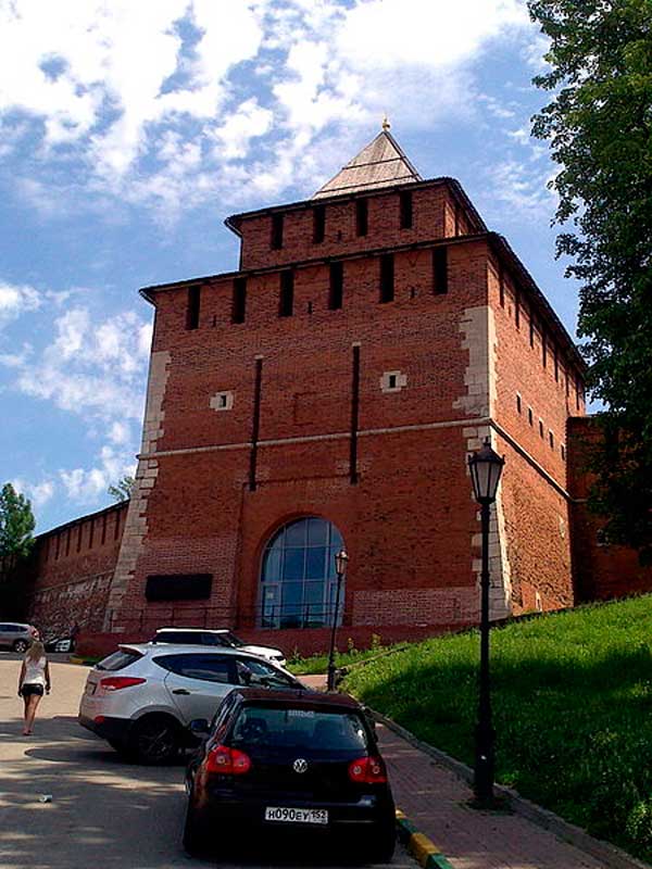 Ивановская башня Ивановская башня