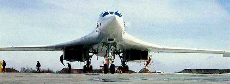 Стратегические бомбардировщики Ту-160