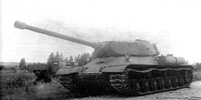 Танк «Объект 701» №2 со 100-мм орудием С-34, лето 1944 г. Танк «Объект 701» №2 со 100-мм орудием С-34, лето 1944 г.