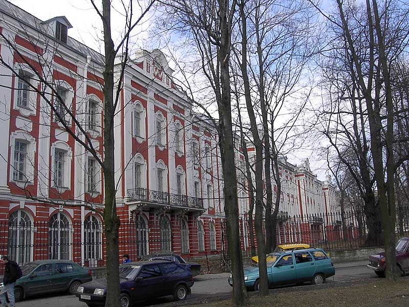 Здание Двенадцати коллегий. Санкт-Петербургский государственный университет Здание Двенадцати коллегий. Санкт-Петербургский государственный университет