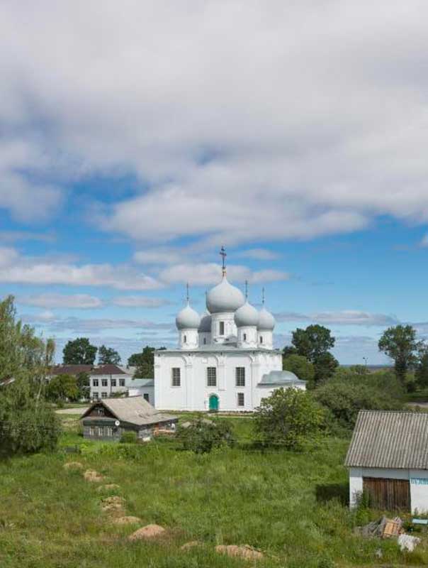 Спасо-Преображенский собор в Белозерске Спасо-Преображенский собор в Белозерске