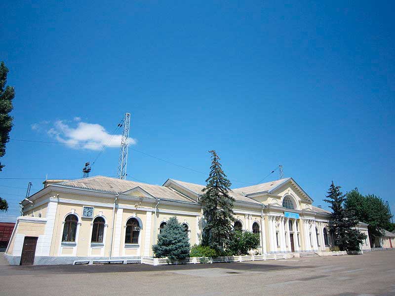 Железнодорожный вокзал Армавир-2 Железнодорожный вокзал Армавир-2