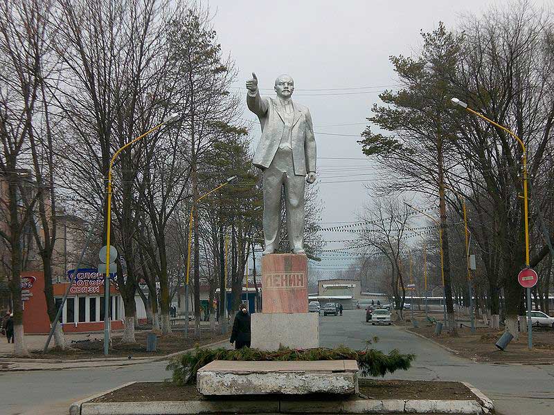 Памятник Ленину Памятник Ленину