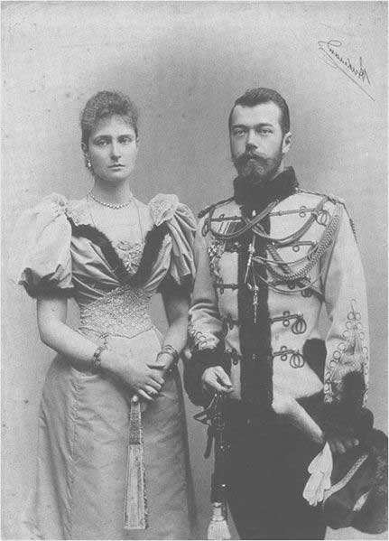 Император Николай II и императрица Александра Феодоровна. 1896 г Император Николай II и императрица Александра Феодоровна. 1896 г
