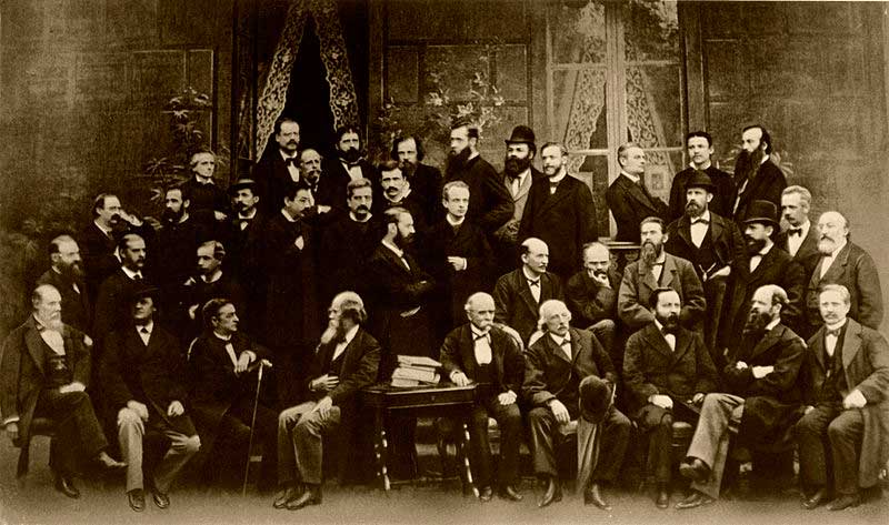 Участники II Метеорологического конгресса. Рим. 1879. Д. И. Менделеев в верхнем ряду &mdash; третий слева