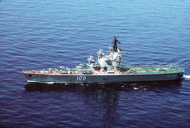 Противолодочный крейсер «Ленинград» Противолодочный крейсер «Ленинград»