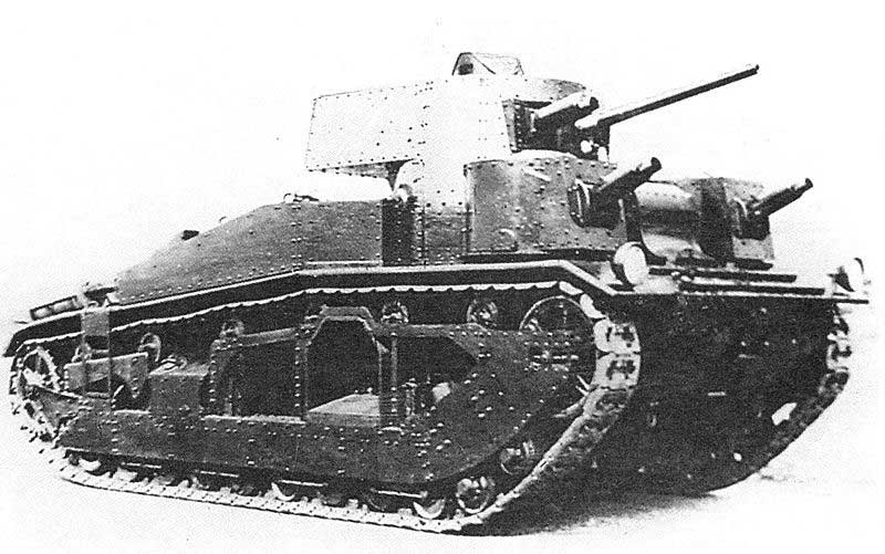 Один из прообразов Т-28 — британский средний танк «Виккерс 16-тонный», 1934 год Один из прообразов Т-28 — британский средний танк «Виккерс 16-тонный», 1934 год