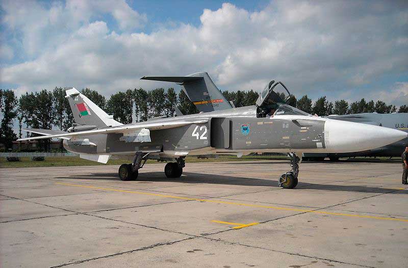 Су-24 ВВС Белоруссии на авиашоу в Радоме