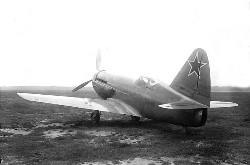 И-250 (МиГ-13, Н) истребитель с комбинированной силовой установкой.