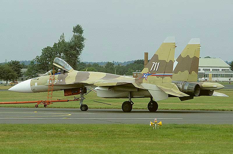 Су-37 (Т-10М-11) на авиашоу Фарнборо-1996
