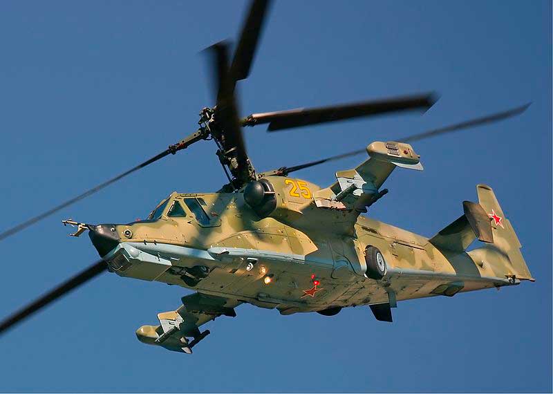 Ка-50 в полёте, МАКС 2005