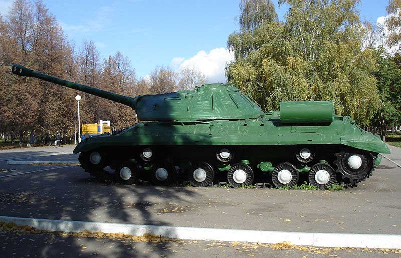 ИС-3 в парке Победы Тольятти ИС-3 в парке Победы Тольятти