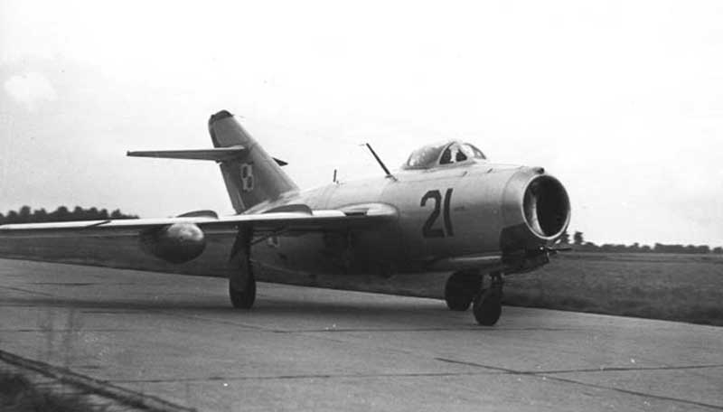 МиГ-15бис(СД-10). МиГ-15бис(СД-10).