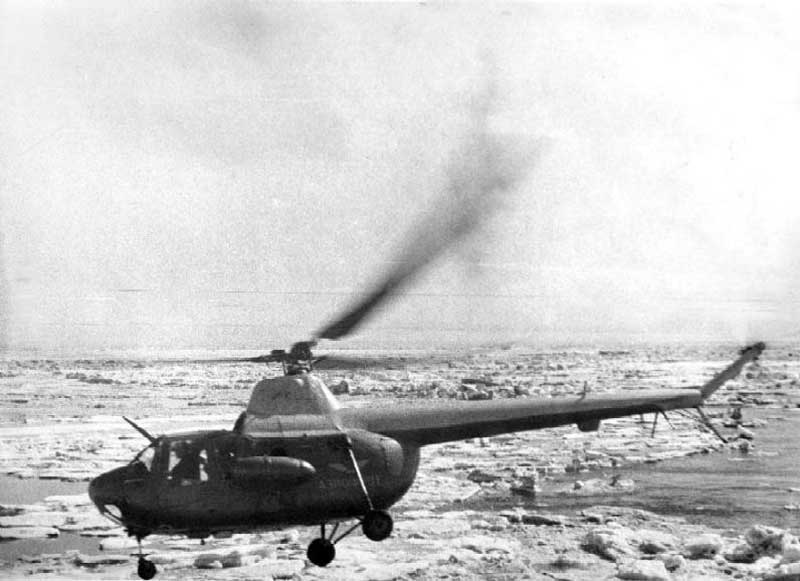 Ми-1 в роли вертолета ледовой разведки. Ми-1 в роли вертолета ледовой разведки.