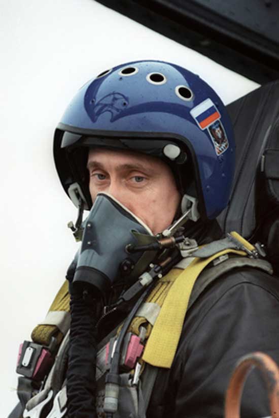 Путин в кабине Су-27, часть президентской кампании 2000 г. Путин в кабине Су-27, часть президентской кампании 2000 г.