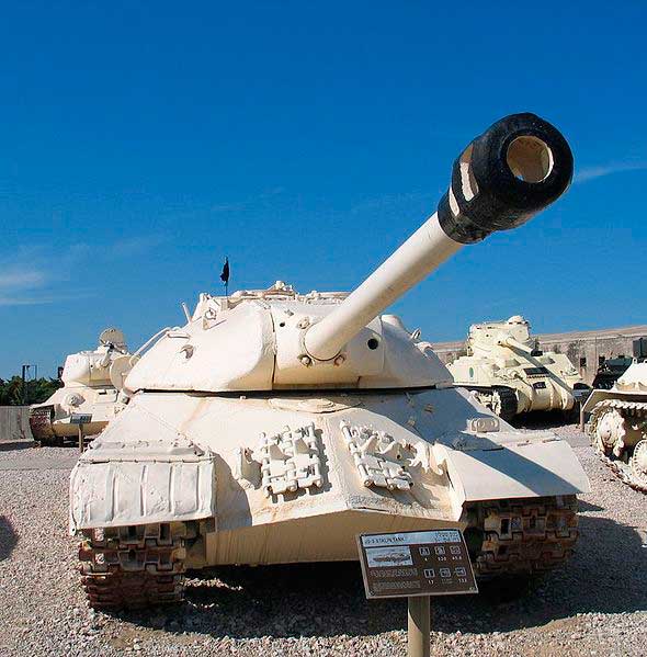 ИС-3 в музее Yad la-Shiryon, Израиль ИС-3 в музее Yad la-Shiryon, Израиль