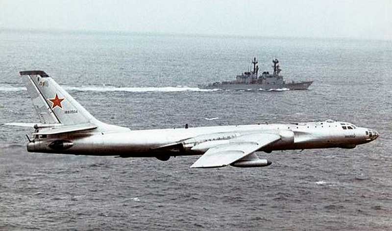 Стратегический бомбардировщик Ту-16