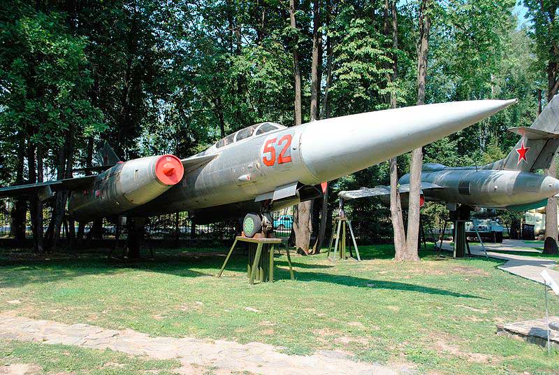 Як-28 в музее техники Вадима Задорожного
