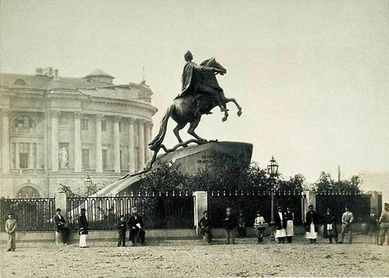 Медный всадник. Фото конца XIX века Медный всадник. Фото конца XIX века