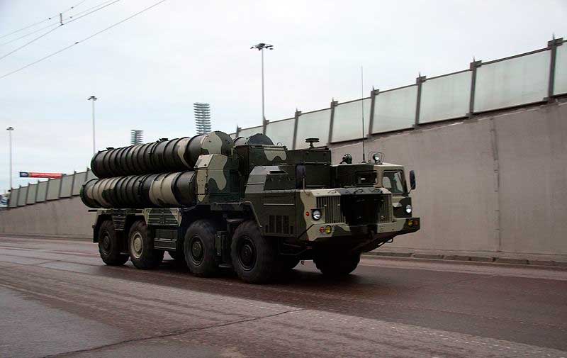 С-300ПМУ2 на репетиции Парада Победы 28 и 30 апреля 2009 года