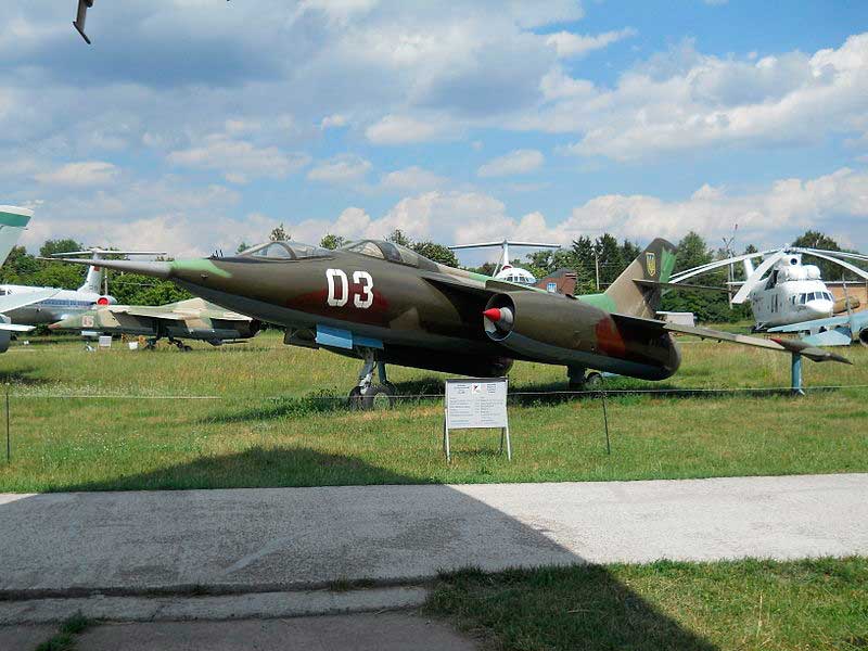 Як-28 в Государственном музее авиации Украины